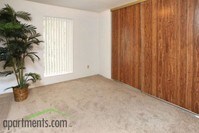 Le Chateau Apartments photo'