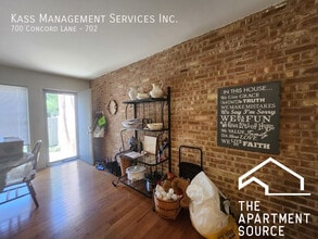 700 Concord Ln in Barrington, IL - Building Photo - Building Photo