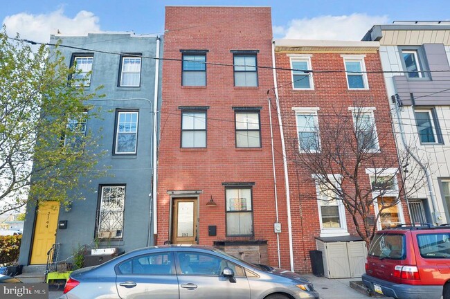 2142 E Arizona St in Philadelphia, PA - Foto de edificio - Building Photo