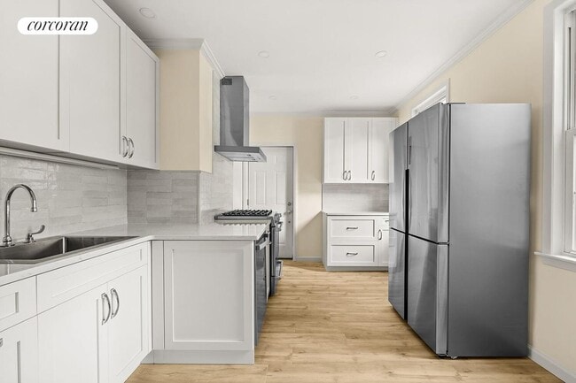 40-30 58th St in Queens, NY - Building Photo - Building Photo
