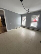 452 Manchester St, Unit 2 in Manchester, NH - Building Photo - Building Photo