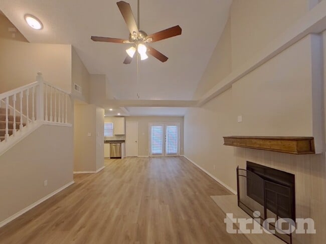 837 Globe Ave in Blue Mound, TX - Building Photo - Building Photo