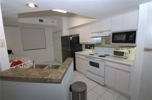 3287 NE 184th St in Aventura, FL - Building Photo - Building Photo