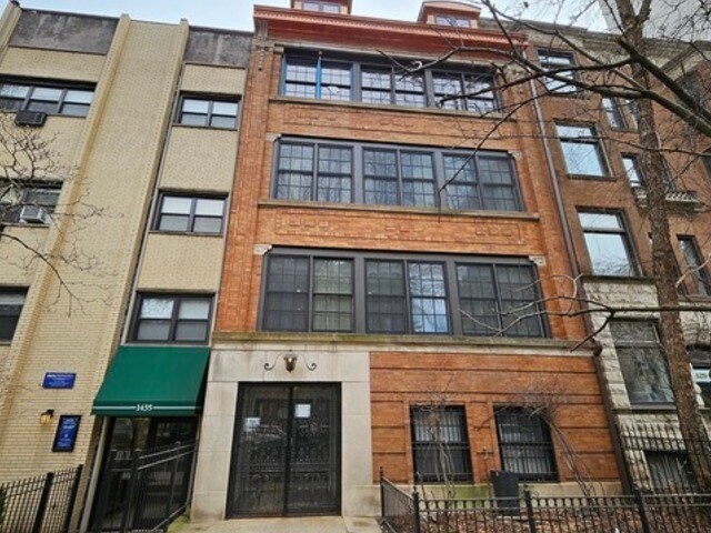 1433 N Dearborn St in Chicago, IL - Building Photo