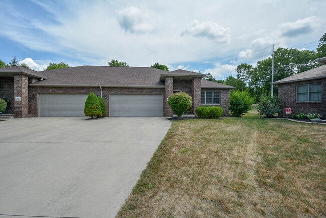 808 S Silverwood Rd in Muncie, IN - Building Photo - Building Photo