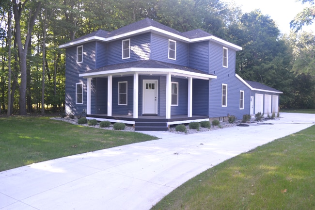 property at 5581 E Main St