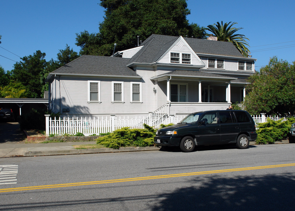 54 Los Gatos Blvd in Los Gatos, CA - Foto de edificio