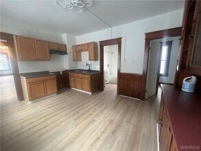 411 Cambridge Ave in Buffalo, NY - Building Photo - Building Photo