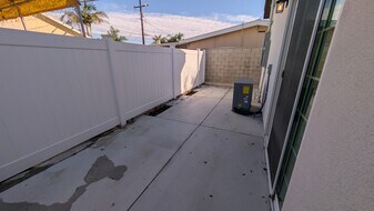 20746 Elaine Ave in Lakewood, CA - Building Photo