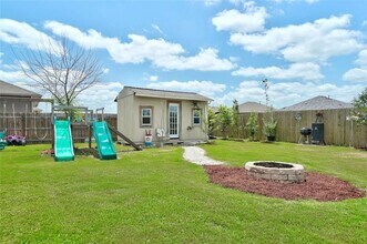 200 Camellia Dr in Hutto, TX - Building Photo - Building Photo