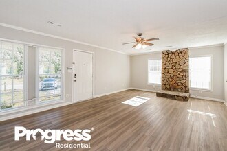 6707 Willow Twig Rd in Riverdale, GA - Building Photo - Building Photo