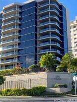 1015 Wilder Ave in Honolulu, HI - Building Photo