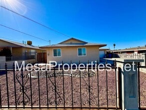 1210 Oasis Dr in Barstow, CA - Building Photo - Building Photo