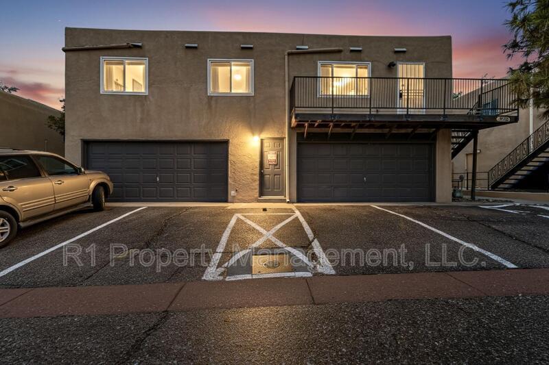 12007 Stilwell Pl NE in Albuquerque, NM - Building Photo