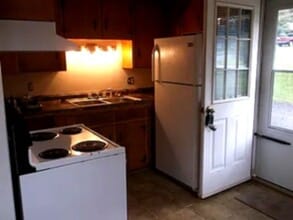 802 Jeter St in Bedford, VA - Building Photo - Building Photo