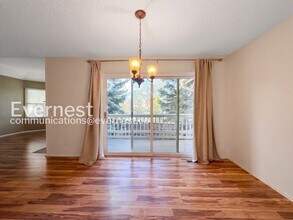 8208 S High Ct in Centennial, CO - Foto de edificio - Building Photo