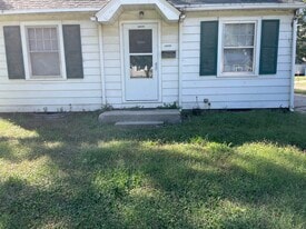 2522 Hancock St in Bellevue, NE - Building Photo