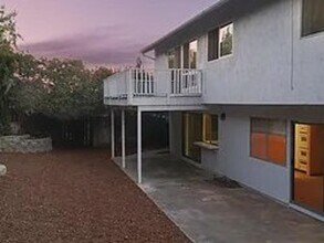 6177 Syracuse Way in San Diego, CA - Building Photo - Building Photo
