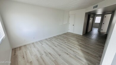 1548 E 26th Ln in Apache Junction, AZ - Building Photo - Building Photo