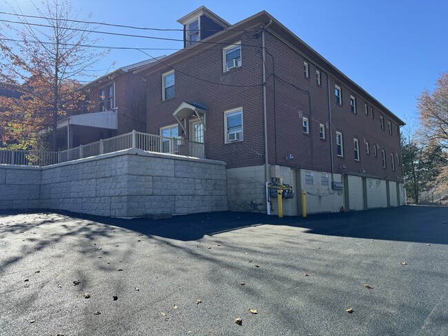 property at 408 N Main St
