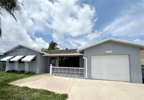 22217 SW 61st Ave, Unit 0 in Boca Raton, FL - Building Photo