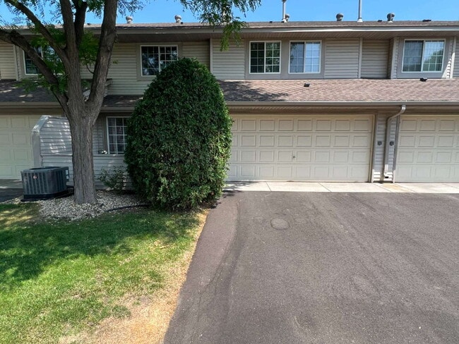 property at 1049 Lovell Ln N
