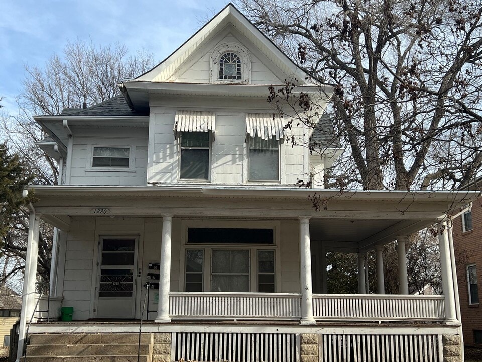 1220 S 20th St in Lincoln, NE - Building Photo