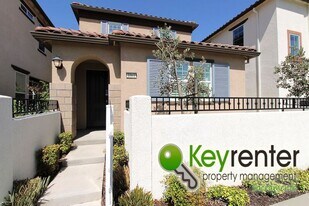 1061 Chapelhill Ln in Roseville, CA - Building Photo