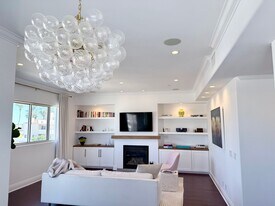 1316 Amherst Ave, Unit 402 in Los Angeles, CA - Building Photo