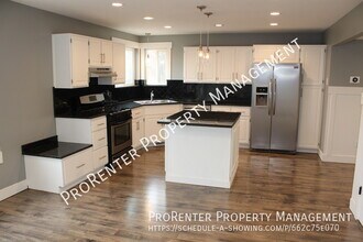8130 Deer Run Way in South Weber, UT - Building Photo - Building Photo