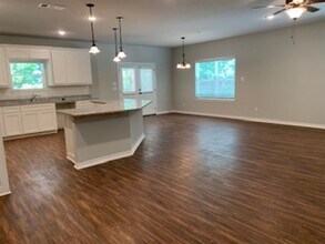 2816 W Biddison St in Fort Worth, TX - Building Photo - Building Photo
