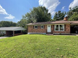 5900 Edgewood Ave in Lynchburg, VA - Building Photo