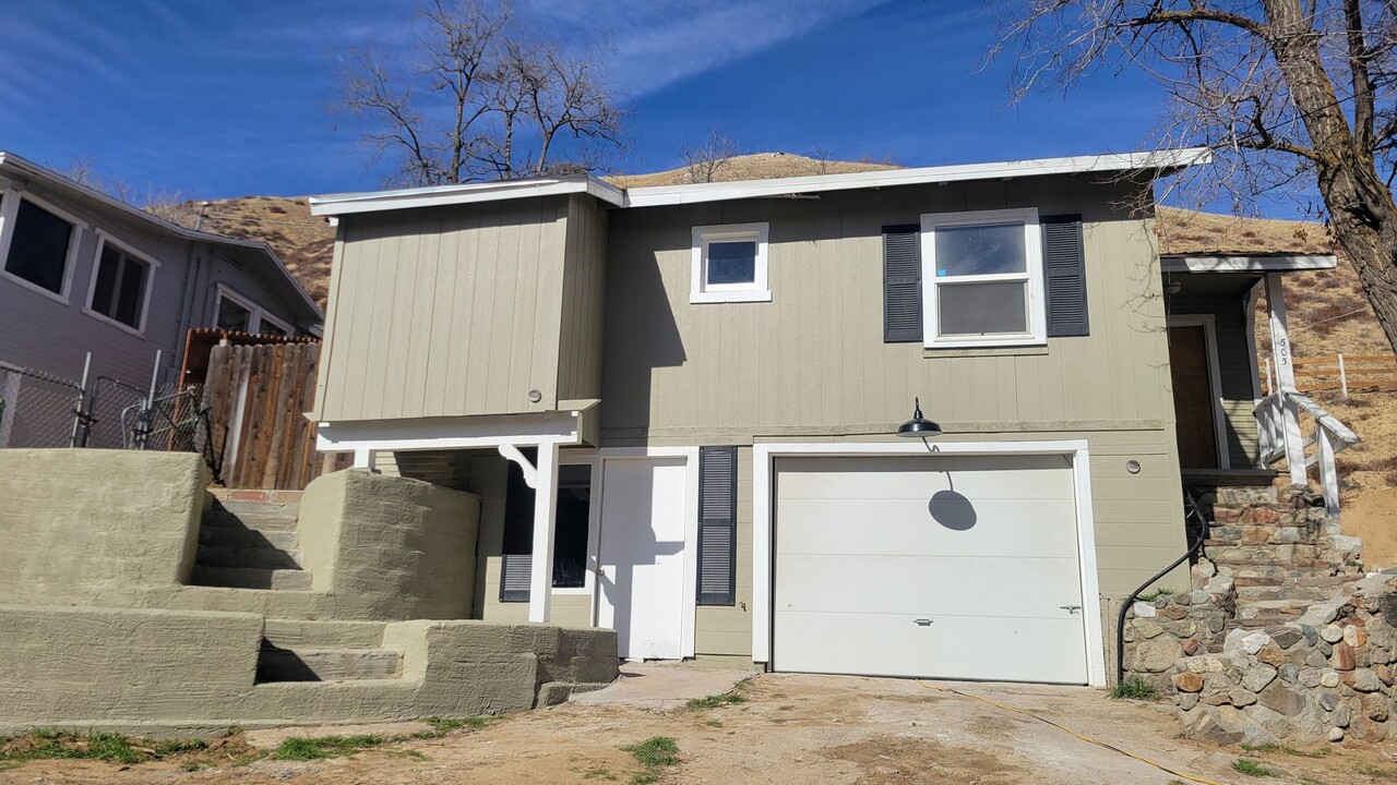 505 North Dr in Lebec, CA - Building Photo