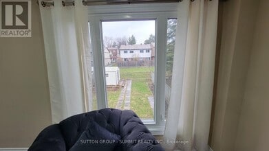 1378 Everton St in Pickering, ON - Building Photo - Building Photo