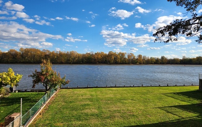 500 Radcliffe St, Unit 1