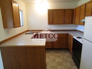 311 Sweet Ln in Cottage Grove, OR - Building Photo - Building Photo