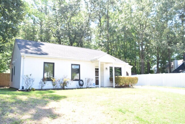 property at 826 Maywood Cir