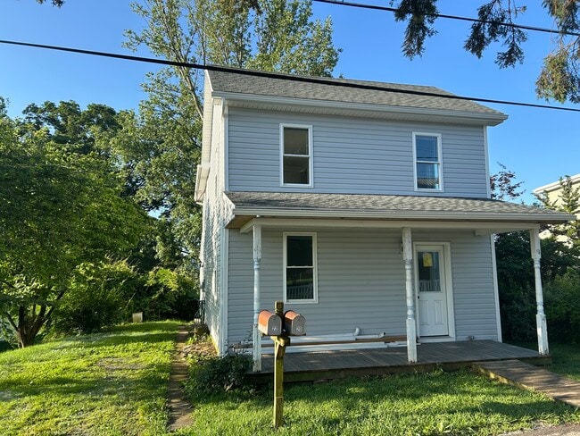 property at 20 Hedgewood Dr