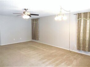 5721 Thoroughbred Trail in Denton, TX - Building Photo - Building Photo