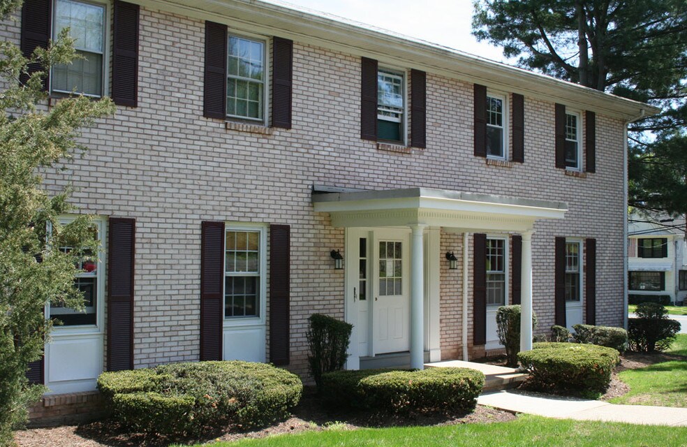 DavenportDunbar Residence Inc Apartments and Nearby Hamden Apartments