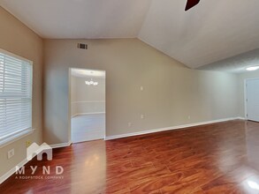 301 Lacebark Ln in Hampton, GA - Building Photo - Building Photo