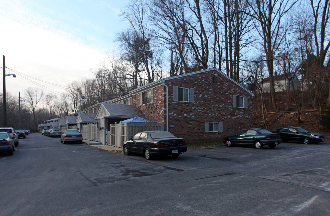 Holiday Park Townhouses in Silver Spring, MD - Building Photo