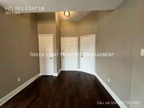 421 Red Coat Ln in Arlington, TX - Building Photo - Building Photo