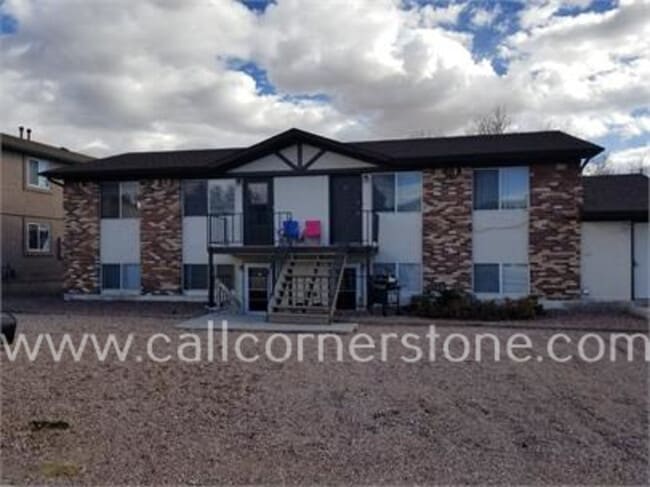 1055 Chiricahua Loop