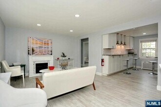 100 Huguenot Ave in Englewood, NJ - Building Photo - Building Photo