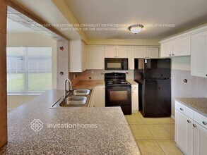 6561 Thomas St in Hollywood, FL - Foto de edificio - Building Photo