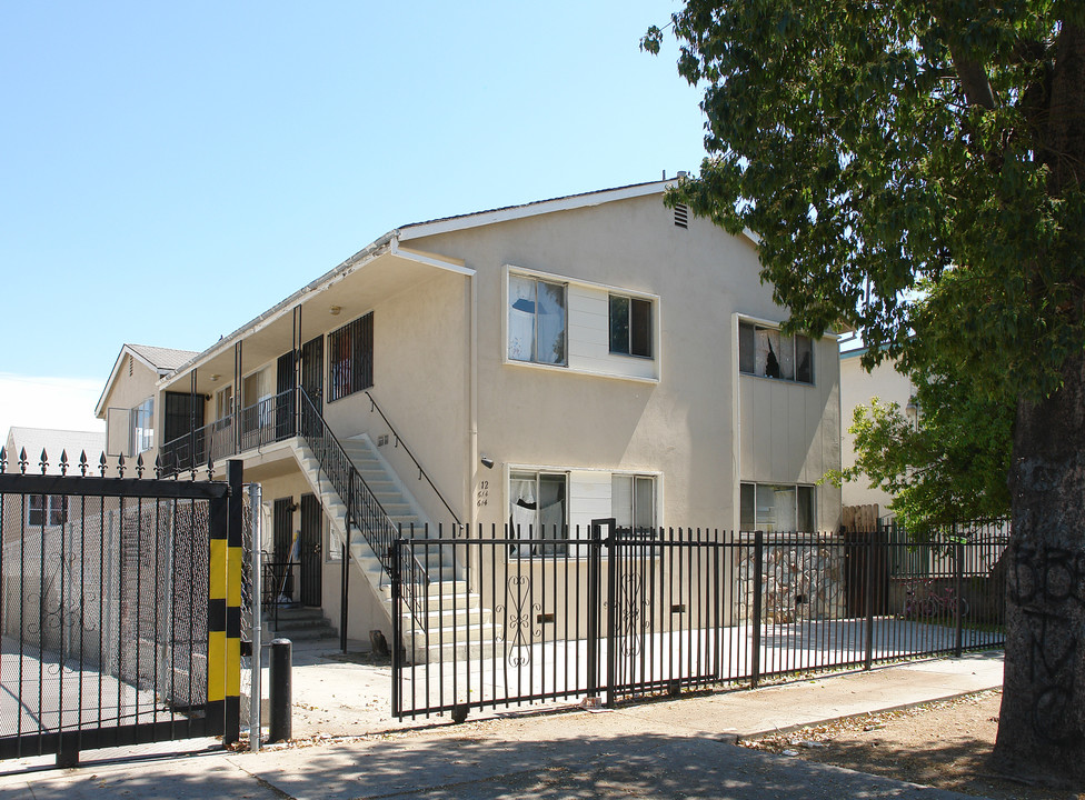 612-614 Alexandria Ave in Los Angeles, CA - Building Photo