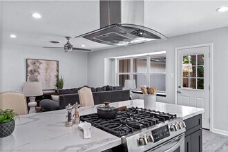 1747 Maux Dr in Houston, TX - Building Photo - Building Photo
