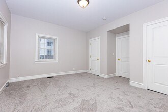 27 James St in Babylon, NY - Building Photo - Building Photo