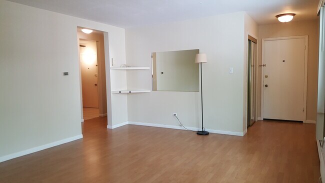 222 S Oak Park Ave, Unit #5 in Oak Park, IL - Foto de edificio - Building Photo